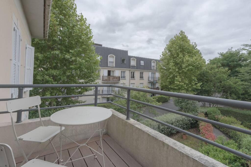 Family Disneyland Apartment マニー＝ル＝オングル エクステリア 写真